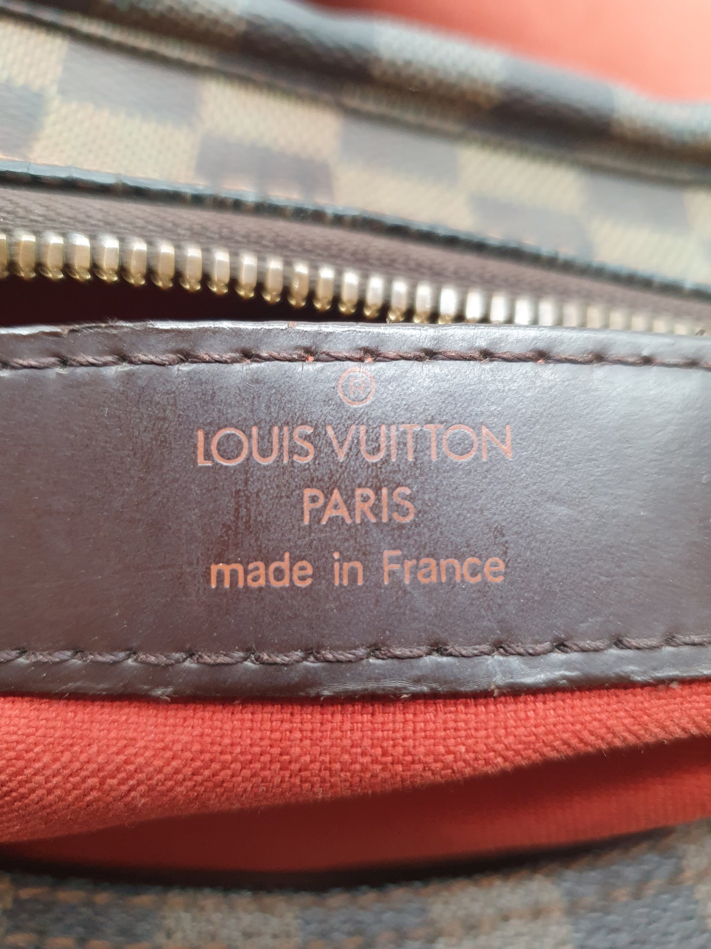 Louis vuitton messenger bag