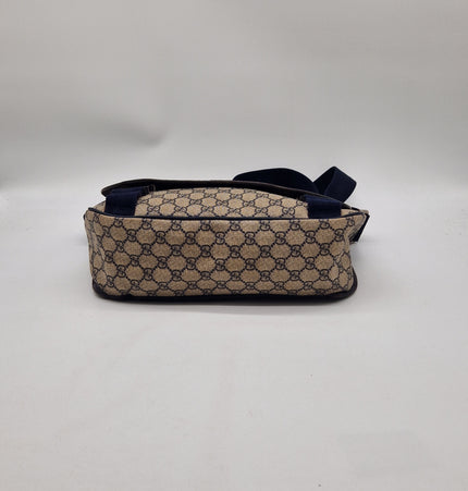 Gucci gg monogram messenger bag