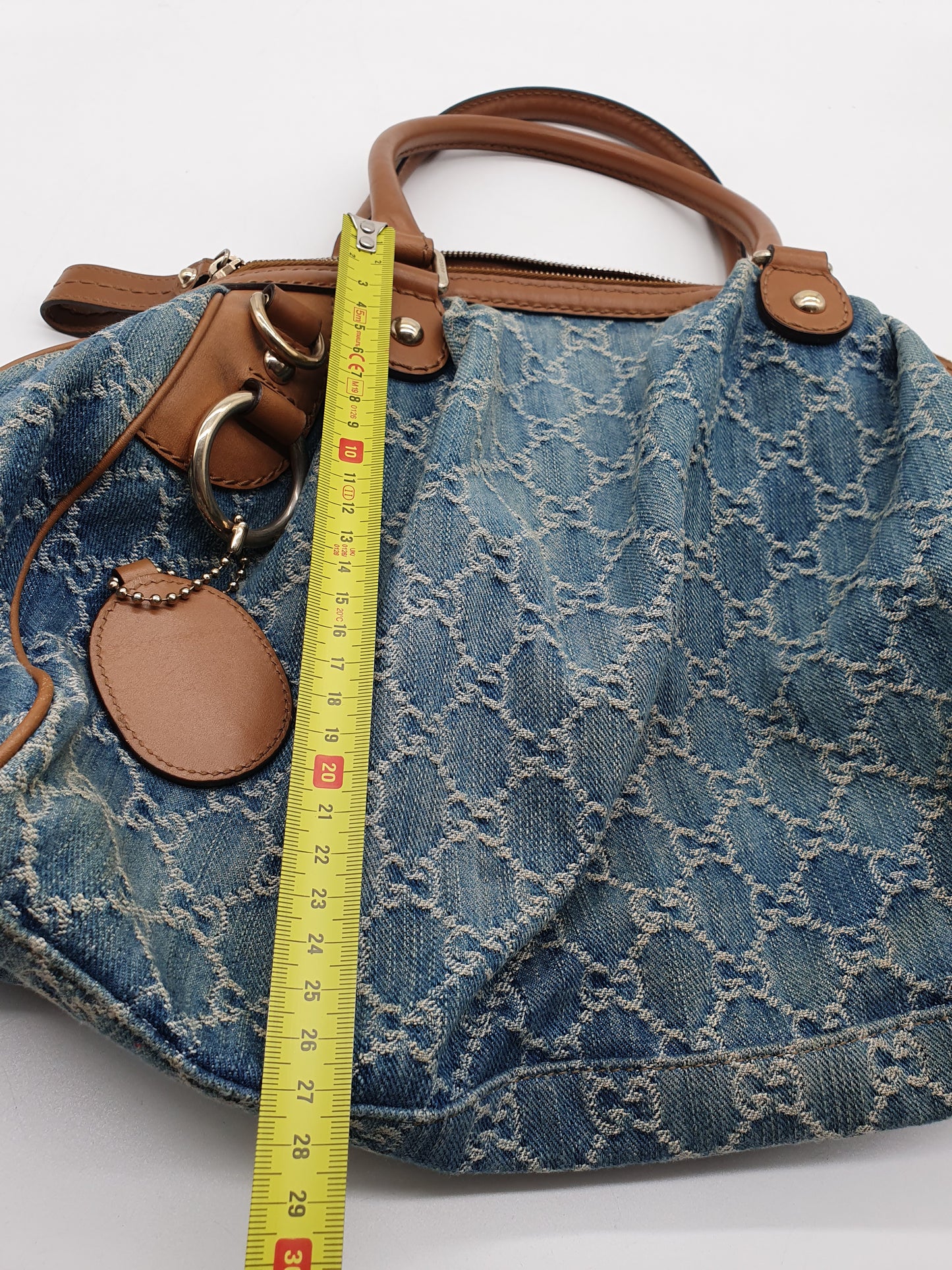 Gucci sukey denim shoulder bag