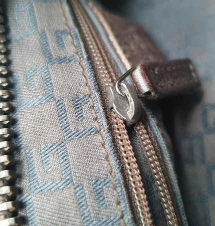 Gucci suede shoulder bag