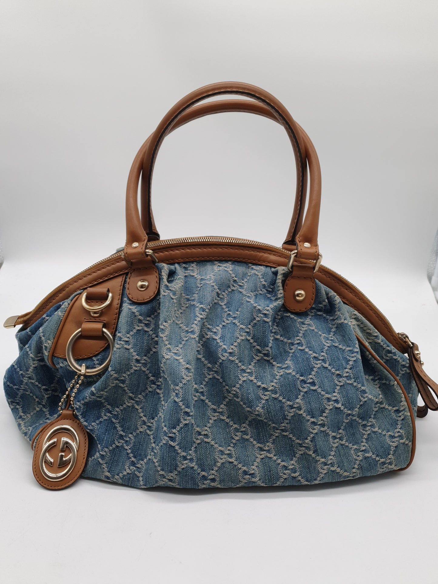 Gucci sukey denim shoulder bag