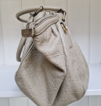 Gucci sukey leather handbag