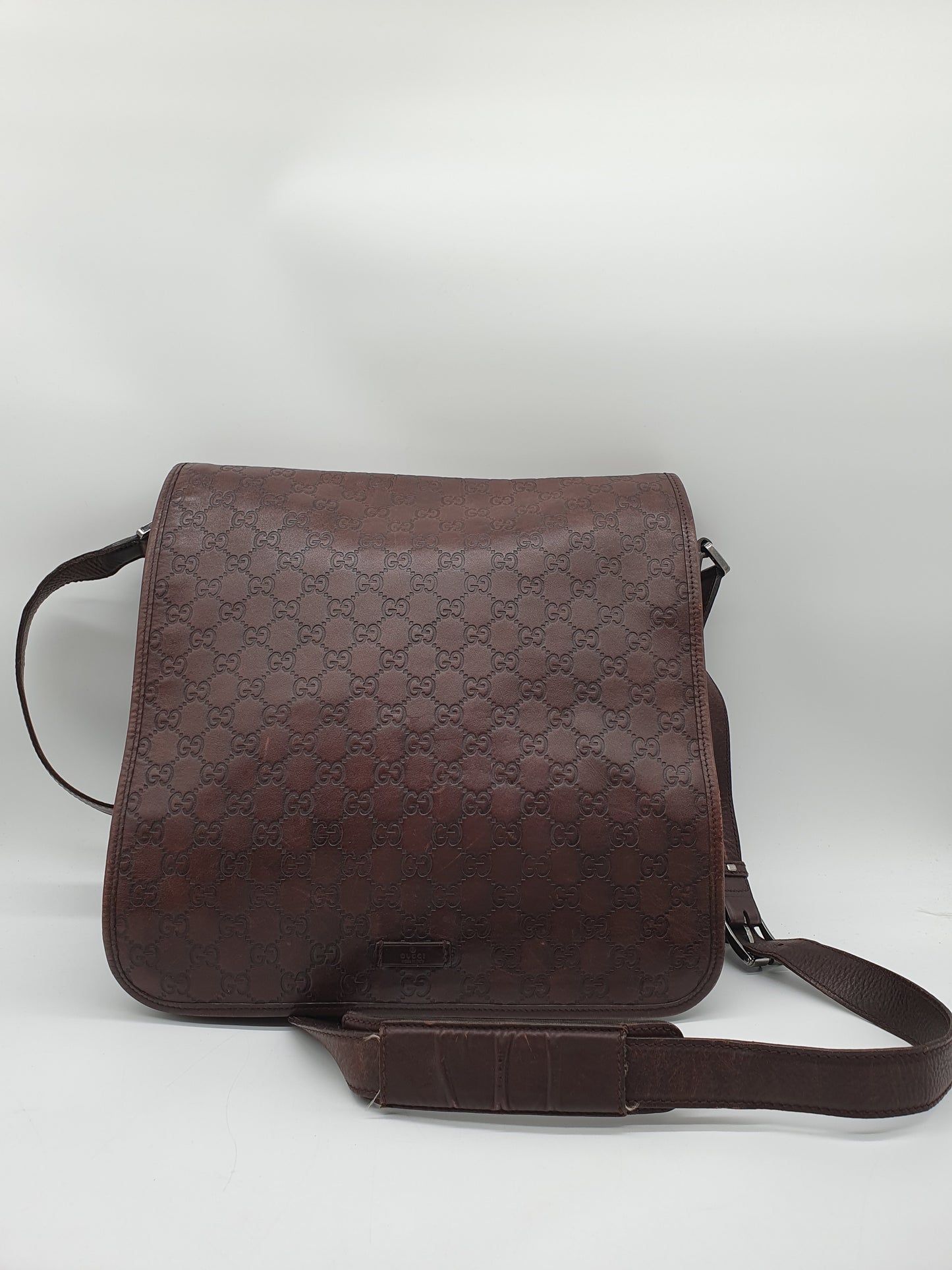 Gucci guccisima leather messenger bag