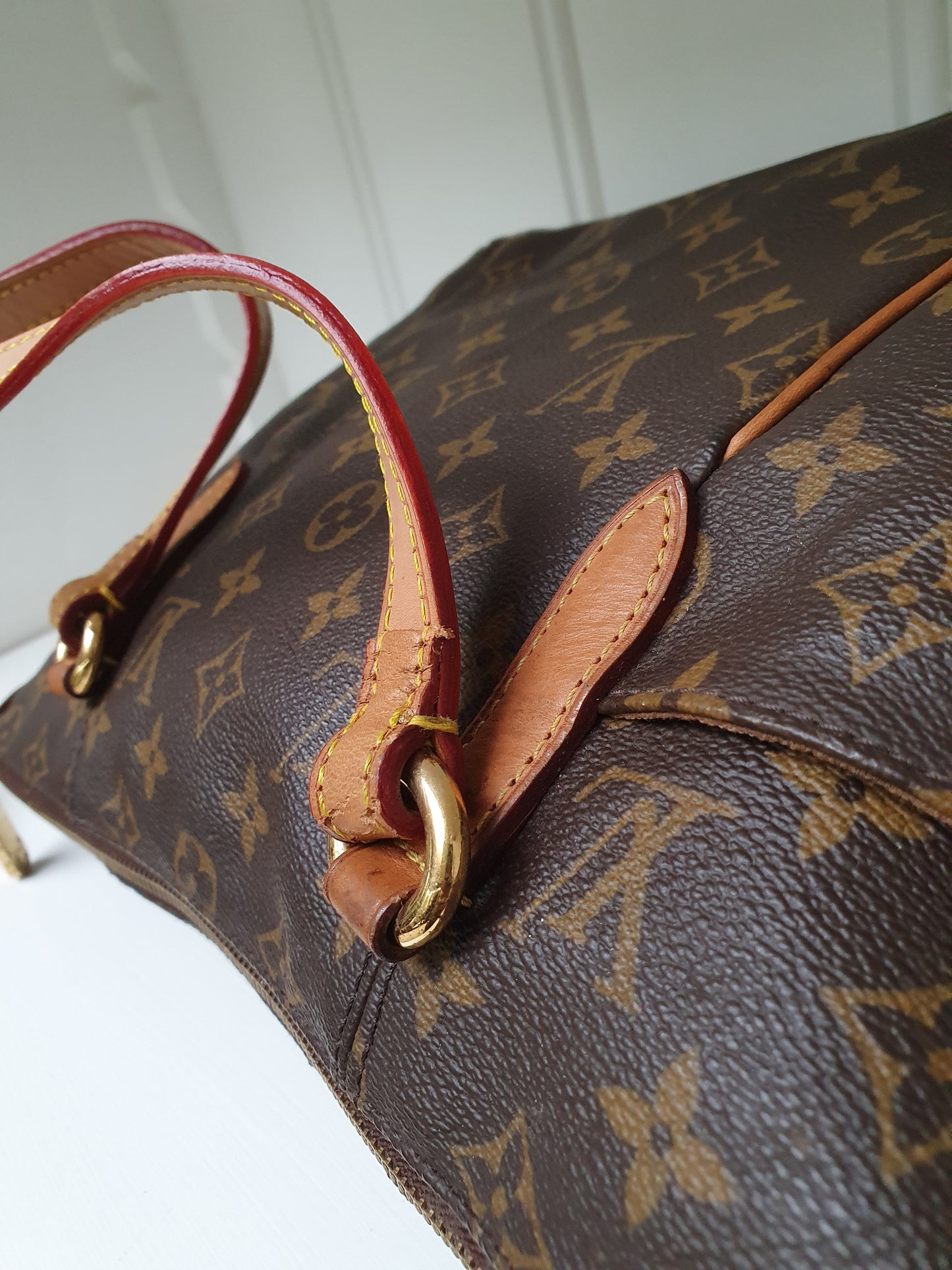 Louis vuitton totally handbag