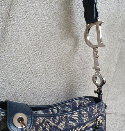 Dior Schultertasche aus Sattel-Denim