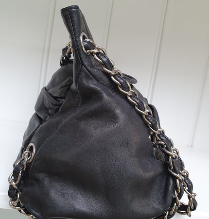 Chanel chain crossbody bag
