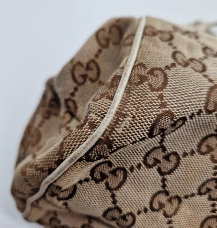 Gucci shoulder bag