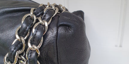 Chanel chain crossbody bag