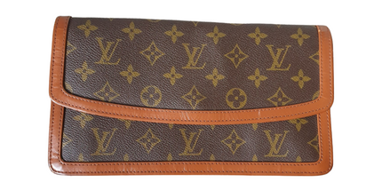Louis vuitton vintage clutch bag