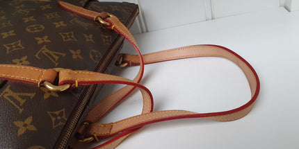 Louis vuitton totally handbag