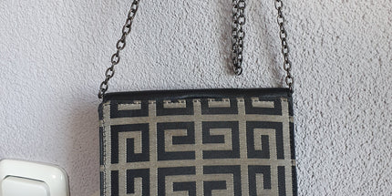 GIVENCHY  wallet with add chain strap