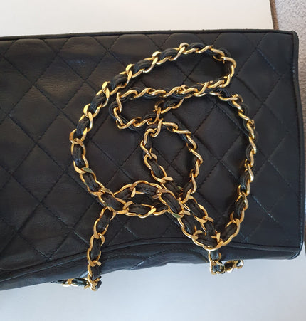 CHANEL  leather crossbody bag