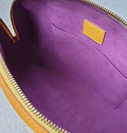 Louis Vuitton jasmine epi leather handbag