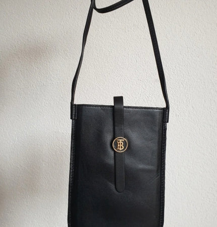 BURBERRY  tb phone ans cards crossbody bag.