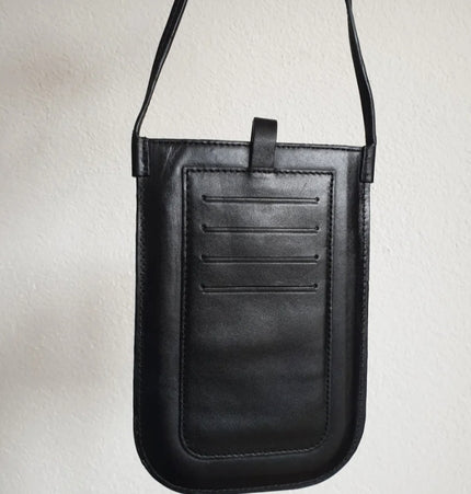 BURBERRY  tb phone ans cards crossbody bag.